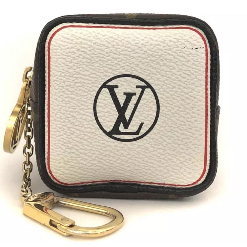 Louis Vuitton Monogram Game On Porte Monnaie
Cube Pouch/Purse.  RARE
